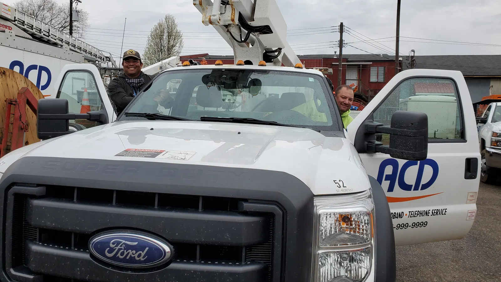 Crew preparing a fiber deployment